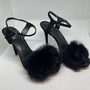 Micheal Micheal Kors Pom heels size 8